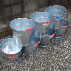 金属バケツセット（その２）　７個セットの画像