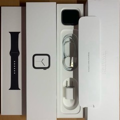Apple Watch 本体 series4 GPSモデル44mm ブラックの画像