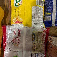 お菓子、ジュースセットの画像