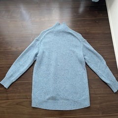 ユニクロ ソフトニット ハイネック セーター 長袖 Sサイズの画像