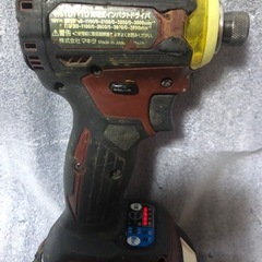 ⑨マキタ18vインパクトドライバTD171D中古品、オリジナルハウジング、本体のの画像