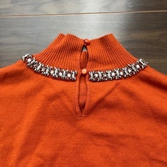 GU ニット セーター ビジュー付 オレンジ Sサイズの画像