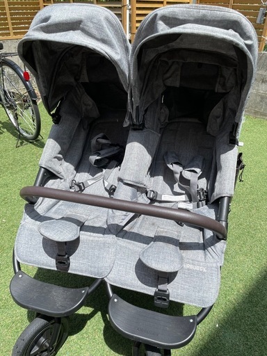 エアバギー　ココダブル　グレー　ベビーカー　二人乗り
