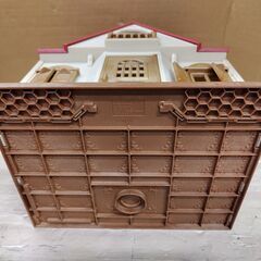 美品　シルバニアファミリー DH-06 はじめてのシルバニアファミリー　DVD付　赤い屋根のお家　おもちゃ ドールハウスの画像