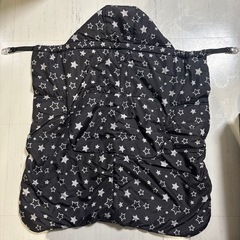 【美品】防寒ケープ&フットマフの画像