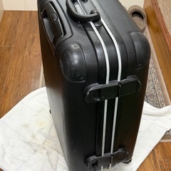 黒　ブラック　LCC　スーツケースの画像