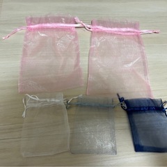 巾着　小物入れ　ラッピング用品　オーガンジーギフトバッグ　まとめ売り　袋　不織布の画像