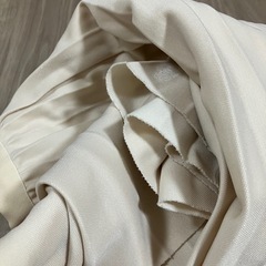 【中古】アイボリーのスカートの画像