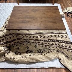 【取引完了】こたつテーブルセットの画像