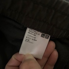 UNIQLO パンツの画像