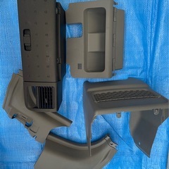 キューブ　内装パーツの画像