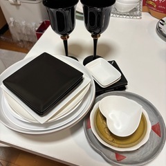 お皿の画像