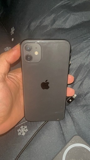 Iphone 11  64Gb ブラック