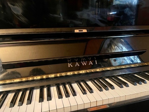 KAWAI（カワイ） KU2中古ピアノ グランドピアノスタイルのアップライトピアノ
