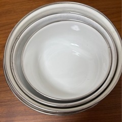 ほうろう製ボウル 4点セット（美品）の画像