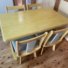 四国工芸 森のサーカス 黒猫スチールチェア 椅子 木製 収納付き 四国工芸 森のサーカス 黒猫スチールチェア 椅子 木製 収納付き