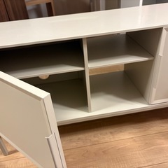 テレビ台　IKEA イケア　TULLSTORPの画像