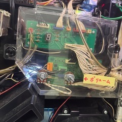 マクロスフロンティア2 コイン不要機付き 実機 パチスロ 家庭用電源 三共の画像