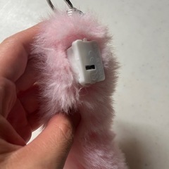 SNS人気✨チビギャル✨光るファーしっぽキーホルダー✨しっぽチャーム✨の画像