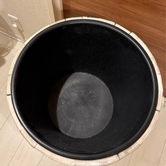 底上げモザイク鉢の画像