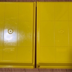 黄色のスタックバスケット２個の画像