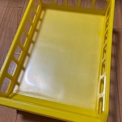 黄色のスタックバスケット２個の画像