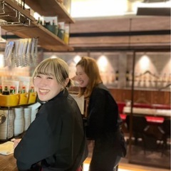週休2日、社会保険完備、1日8時間の飲食店　ネイルタトゥー金髪OK!の画像