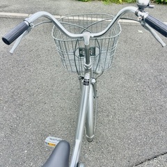 丸石サイクル軽量アルミフレーム26インチ シティサイクルの画像