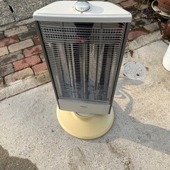 電気ストーブの画像