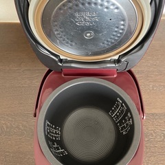 TOSHIBA 炊飯器　の画像