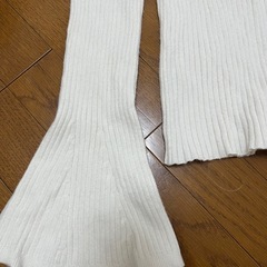 白ニットの画像
