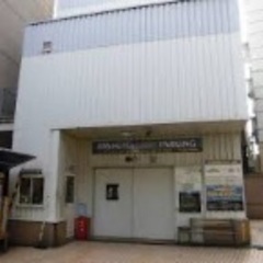 ホテルのパーキングスタッフの画像