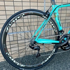 Bianchi Oltre XR3 フルカーボン の画像
