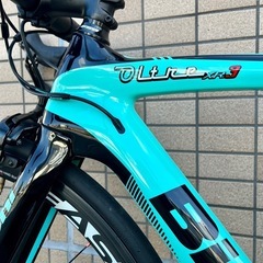 Bianchi Oltre XR3 フルカーボン の画像