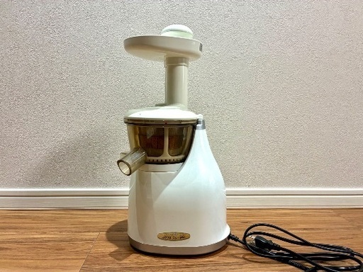 ジューサー（低速圧縮搾り イキイキ酵素くん）