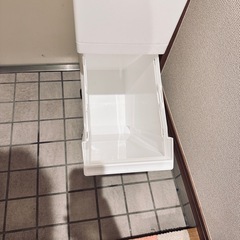 ゴミ箱 の画像
