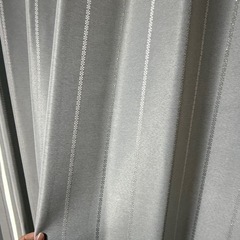 カーテンの画像