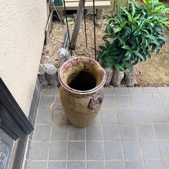 傘立てor花瓶 
の画像