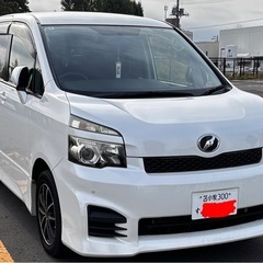トヨタ ヴォクシー Z 4WD H23. 8.08 車検 早く売りたい。の画像