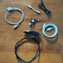ライトニングケーブル他
の画像