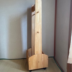 キャスター付きラックの画像