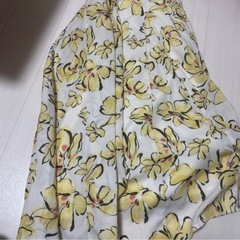 マーキュリーデュオ　服の画像