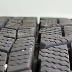 【17インチアルミホイール付8分山以上バリ山スタッドレスタイヤ4本セット】225/65R17 エクストレイル等にの画像