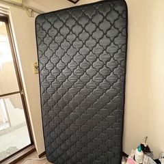シングルマットレスの画像