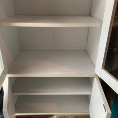 食器棚の画像