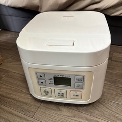 ニトリ　3合炊飯器の画像