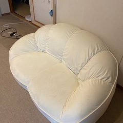 ソファーの画像
