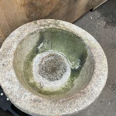 石臼　中古　直径48㎝　高さ25.5㎝　＃1　直径47㎝　高さ29㎝　2個セットの画像