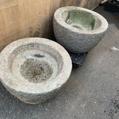 石臼　中古　直径48㎝　高さ25.5㎝　＃1　直径47㎝　高さ29㎝　2個セットの画像