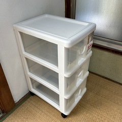 押入れ　衣類収納　三段タンス　引き出し　クリヤーケースの画像